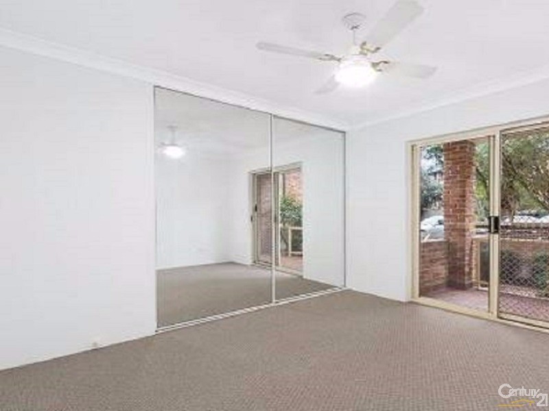 21/10 Warburton Street, Gymea NSW 2227