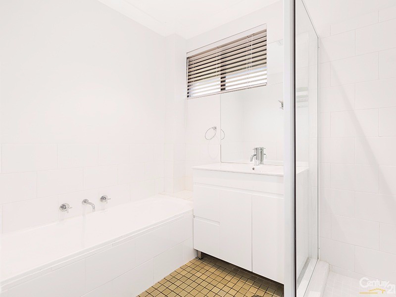 59/131 Oak Road, Kirrawee NSW 2232