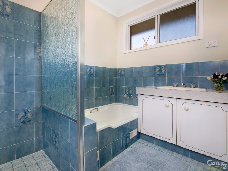 9 Blue Gum Avenue, Gymea Bay NSW 2227