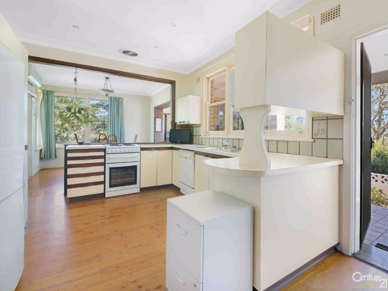 135 Grays Point Road, Grays Point NSW 2232