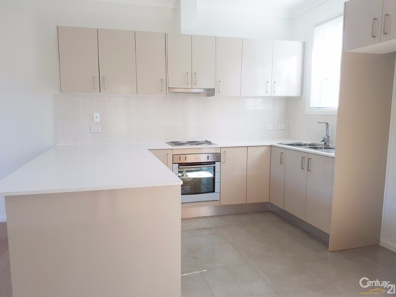 1/178 Bath Rd, Kirrawee NSW 2232