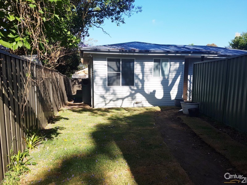 1/178 Bath Rd, Kirrawee NSW 2232