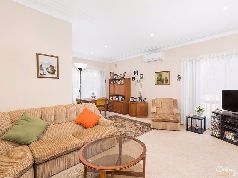 11 Kanning Avenue, Gymea Bay NSW 2227