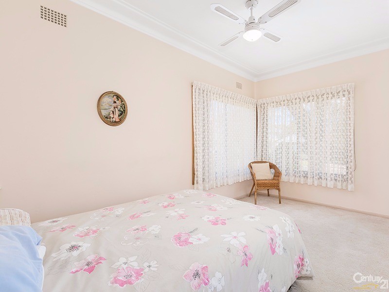 11 Kanning Avenue, Gymea Bay NSW 2227