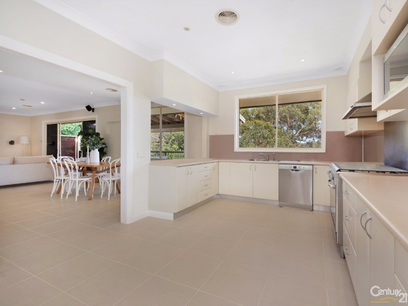 15 Cobargo Road, Gymea Bay NSW 2227