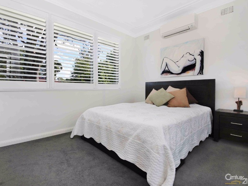 19 Erang Avenue, Kirrawee NSW 2232