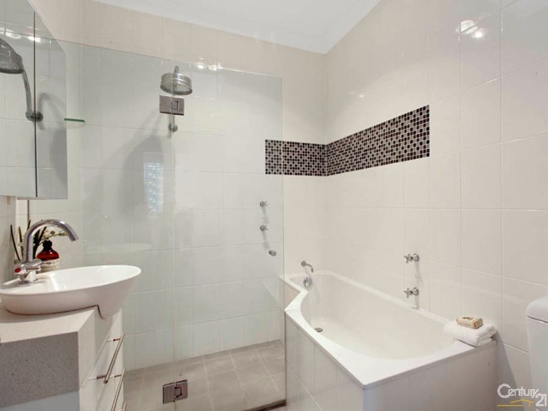 19 Erang Avenue, Kirrawee NSW 2232