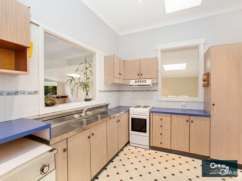 14 Warcoo Ave, Gymea Bay NSW 2227