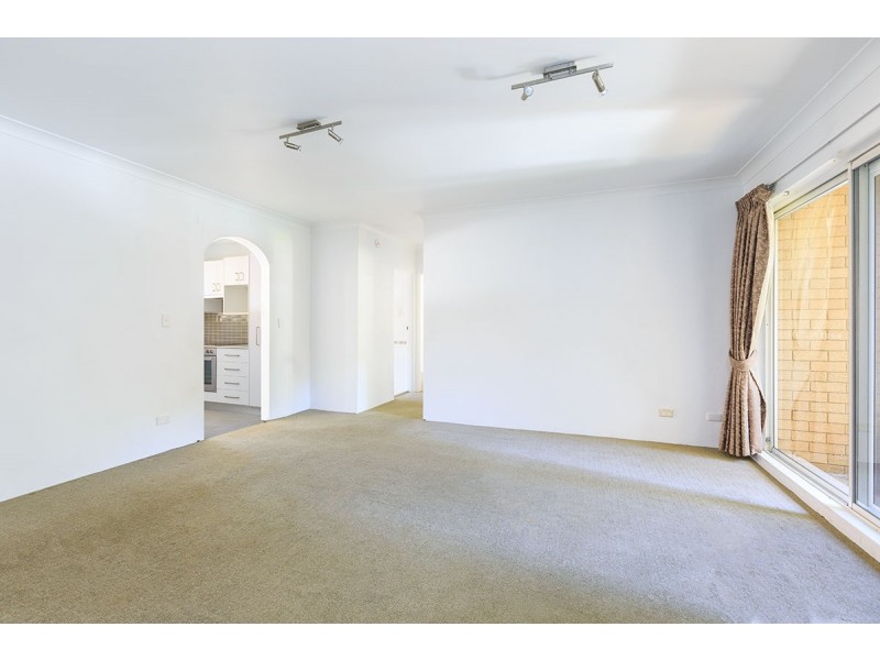 9/16 Kiora Rd, Miranda NSW 2228