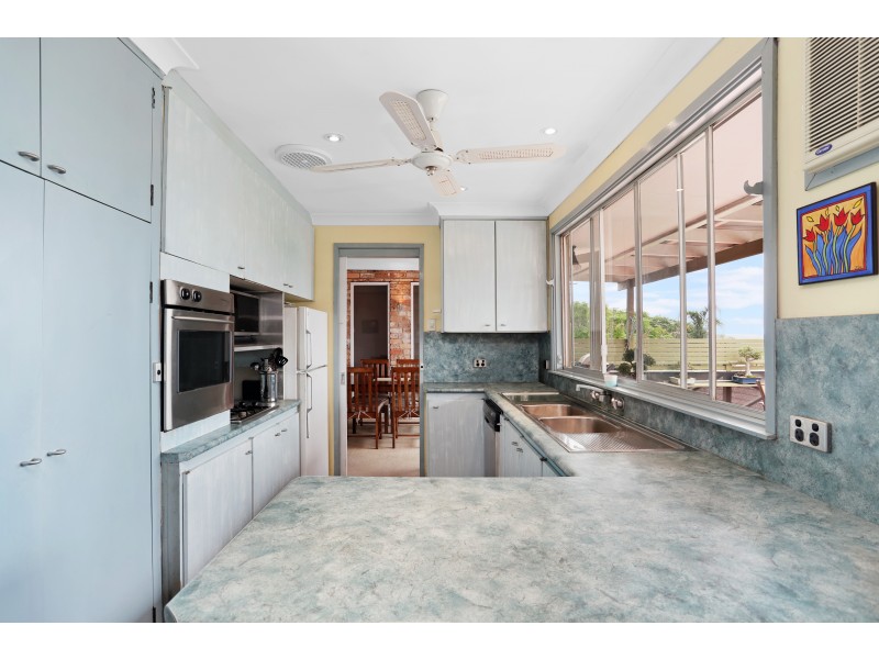 11 Berrima Street, Heathcote NSW 2233