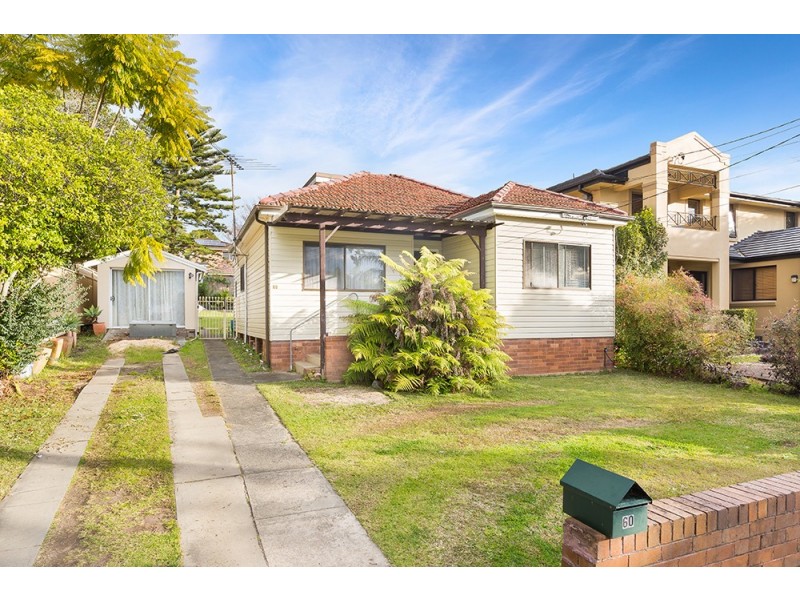 60 Easton Avenue, Sylvania NSW 2224