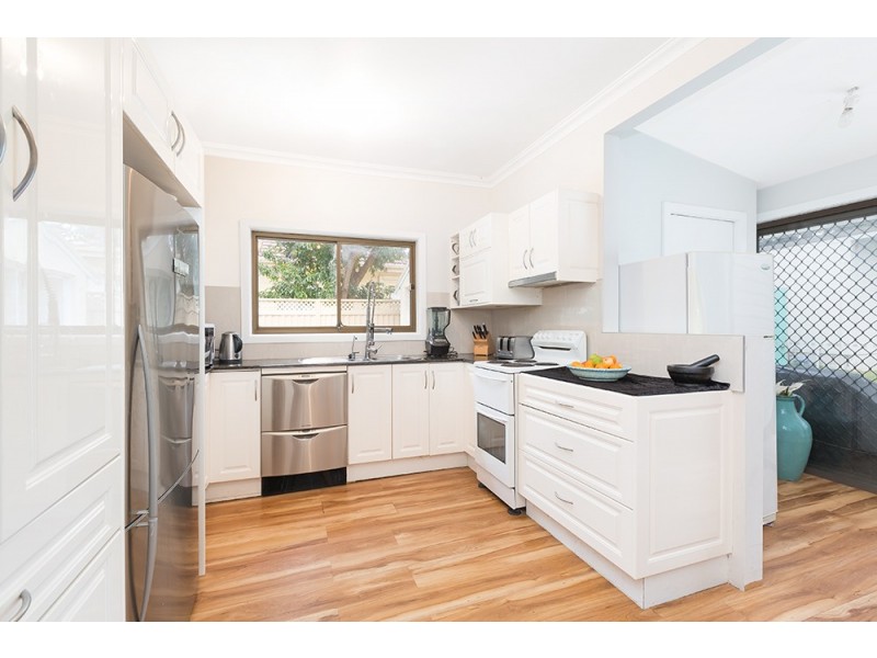 60 Easton Avenue, Sylvania NSW 2224