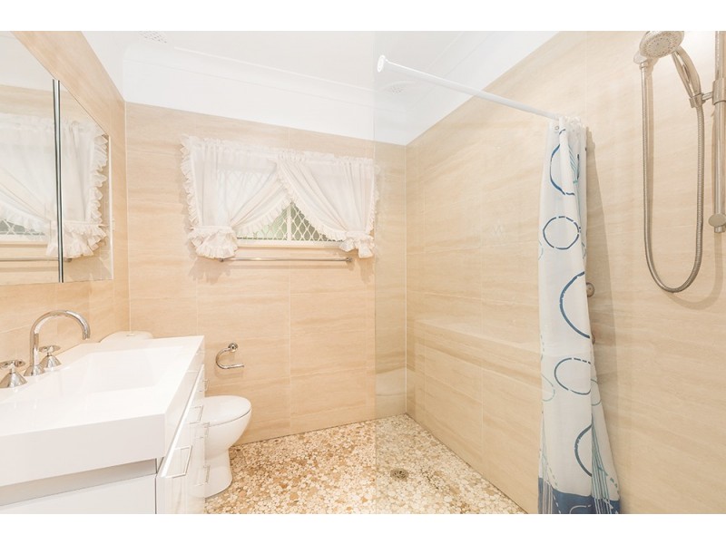 24 Melrose Avenue, Sylvania NSW 2224