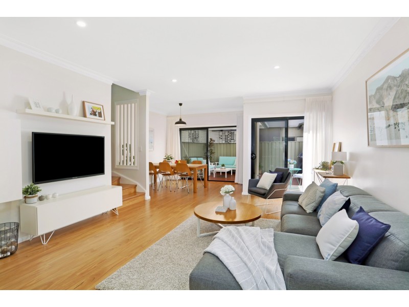 2/17-21 Clements Parade, Kirrawee NSW 2232