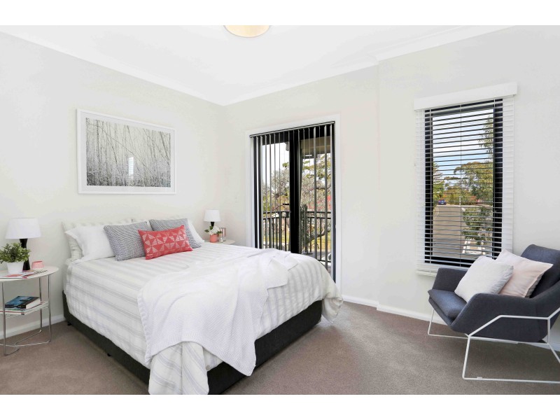 2/17-21 Clements Parade, Kirrawee NSW 2232