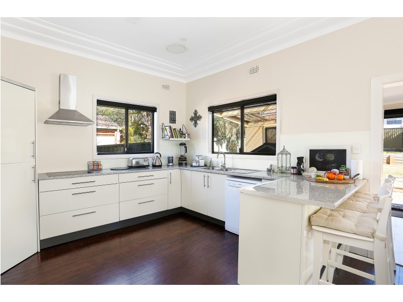 19 Milburn Road, Gymea NSW 2227