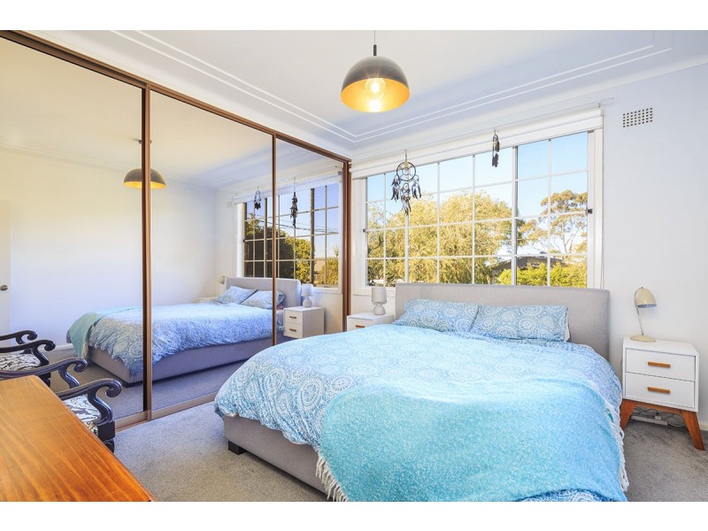 1 Mypolonga Avenue, Gymea Bay NSW 2227