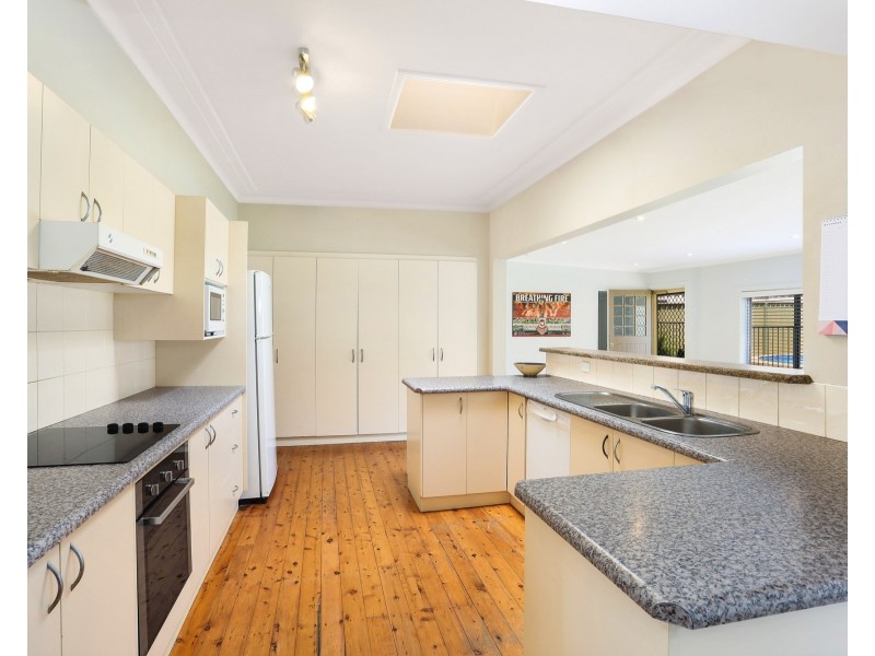 356 The Boulevarde, Kirrawee NSW 2232