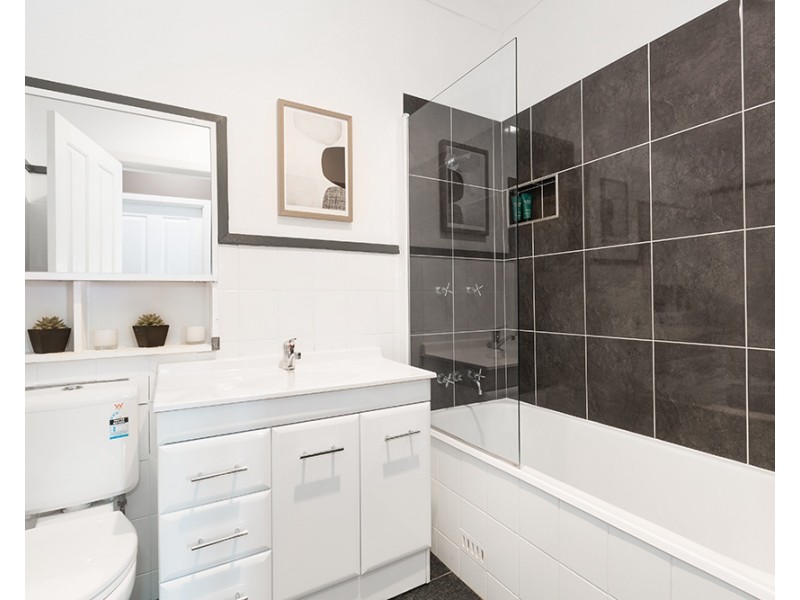 2 Seventh Avenue, Jannali NSW 2226