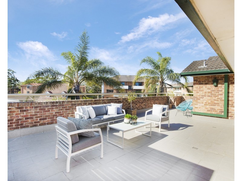 29/10-14 Warburton Street, Gymea NSW 2227