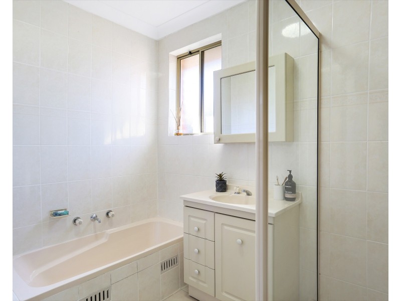 29/10-14 Warburton Street, Gymea NSW 2227