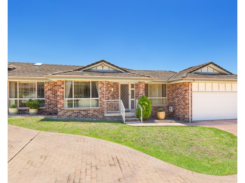 2/35 Milburn Road, Gymea NSW 2227