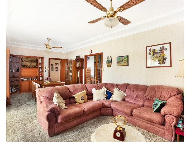 14 Bonnie View Street, Gymea NSW 2227