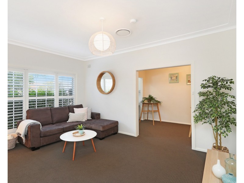 241 Gymea Bay Road, Gymea Bay NSW 2227