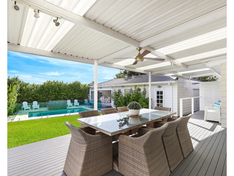 241 Gymea Bay Road, Gymea Bay NSW 2227