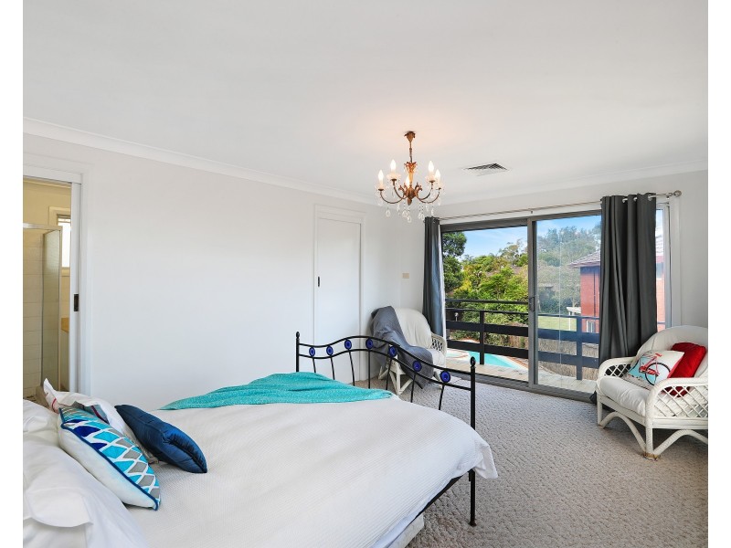 2 Putland Close, Kirrawee NSW 2232