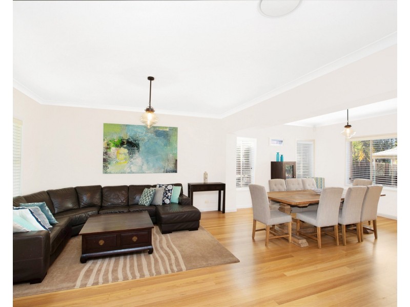 1  Onslow Place, Sylvania NSW 2224