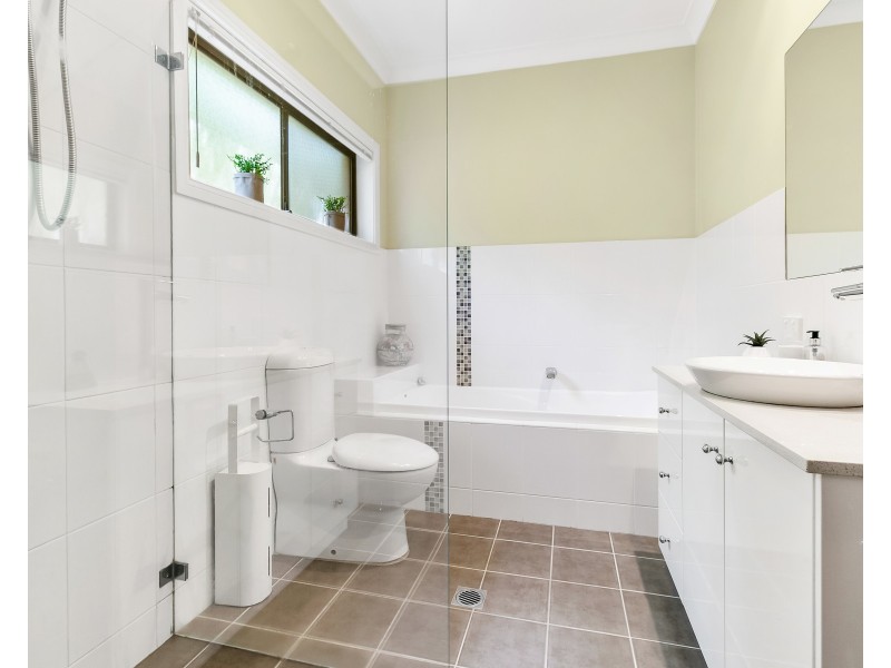 10 Flat Rock Road, Gymea Bay NSW 2227