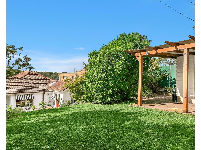 11 Mansion Point Road, Grays Point NSW 2232