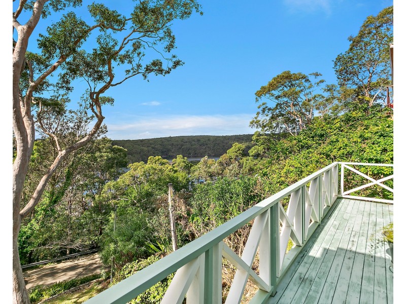 11 Mansion Point Road, Grays Point NSW 2232