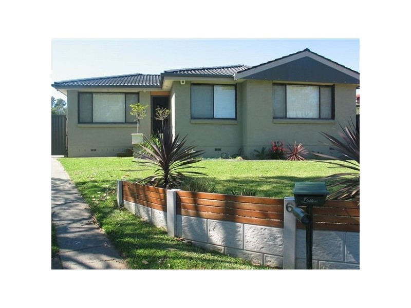 6 Trezise Pl, Quakers Hill NSW 2763