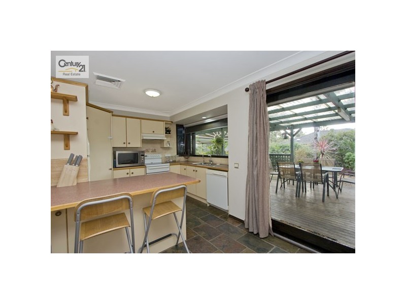 8 Oleander Cres, Riverstone NSW 2765