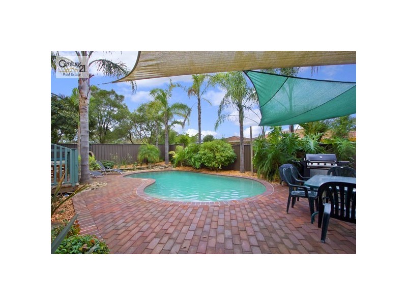 8 Oleander Cres, Riverstone NSW 2765