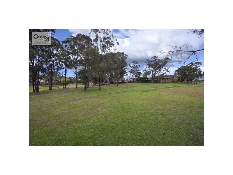 8 Oleander Cres, Riverstone NSW 2765