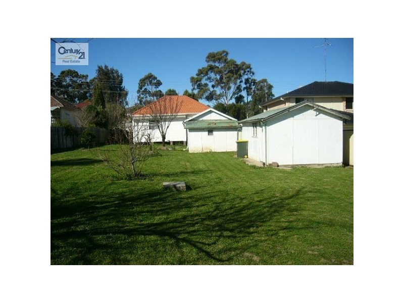 11 Dingle street, Riverstone NSW 2765