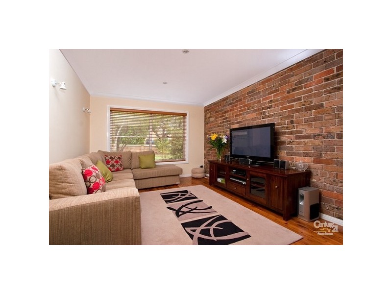 41 Regent St, Riverstone NSW 2765