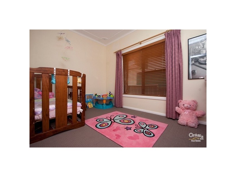 41 Regent St, Riverstone NSW 2765