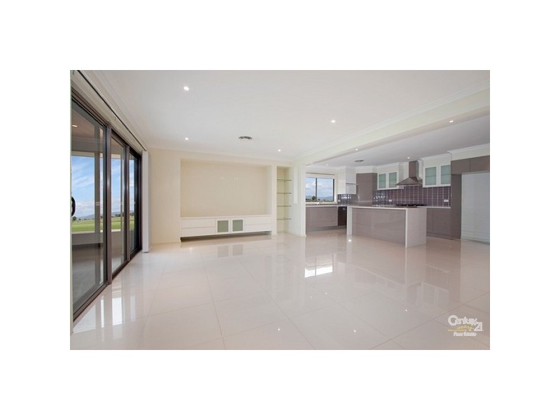 7 Conrad Rd, The Ponds NSW 2769