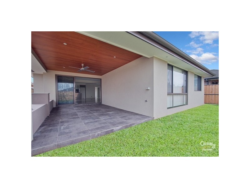 7 Conrad Rd, The Ponds NSW 2769