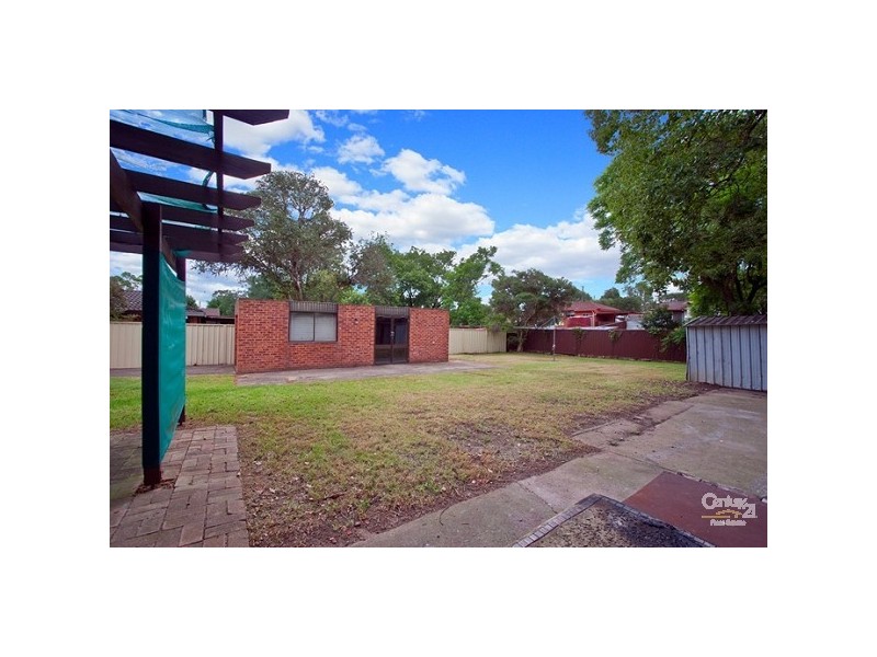 31 Gladstone pde, Riverstone NSW 2765