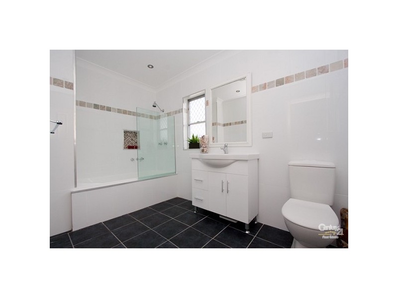8 Woods St, Riverstone NSW 2765