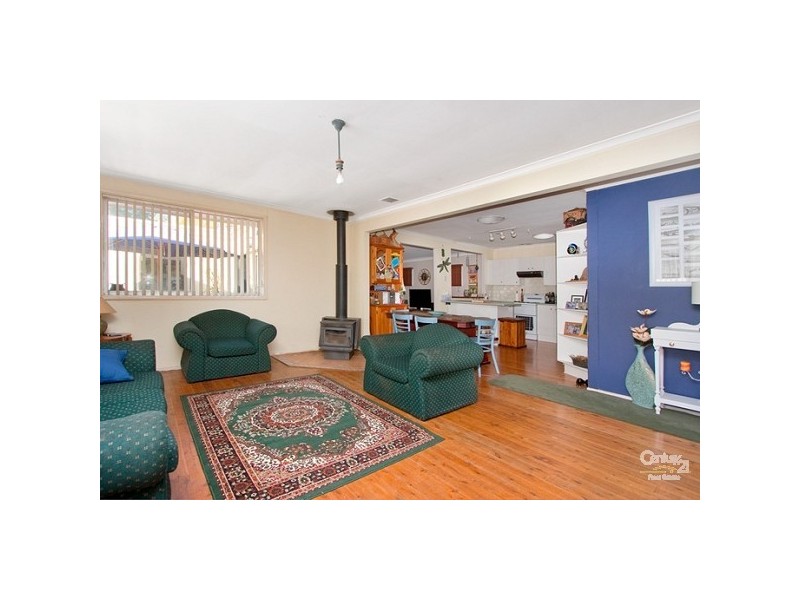 8 Pine Place, Riverstone NSW 2765