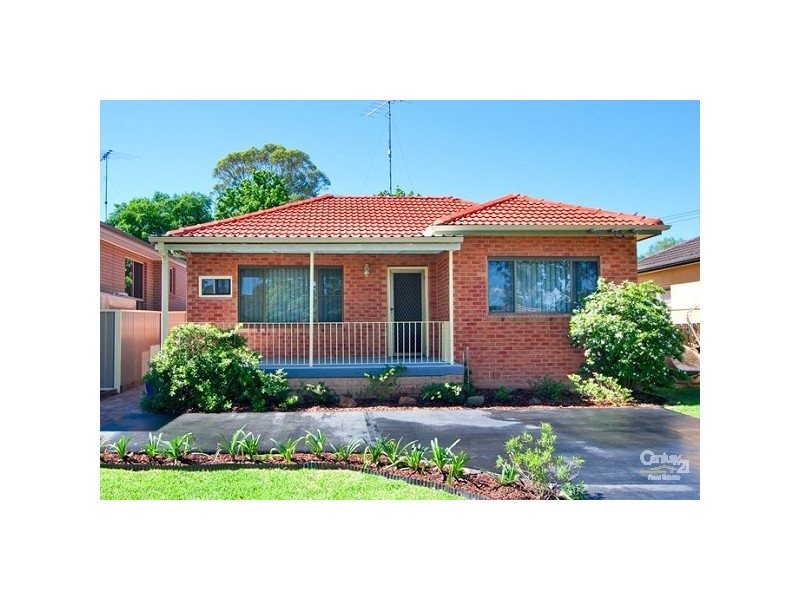 24 Gladstone pde, Riverstone NSW 2765
