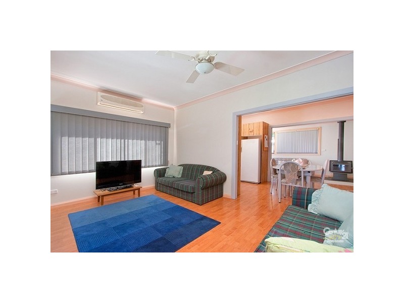24 Gladstone pde, Riverstone NSW 2765