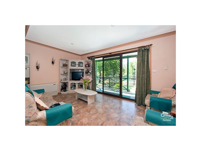 6 Ashford Rd, Vineyard NSW 2765