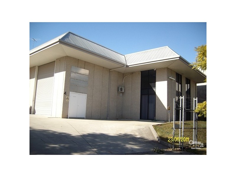 4/4 cuneen street, Mulgrave NSW 2756